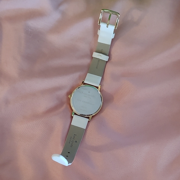 NWOT KATE SPADE Banana Watch Gold with White Leather Strap Original Box - Picture 7 of 8